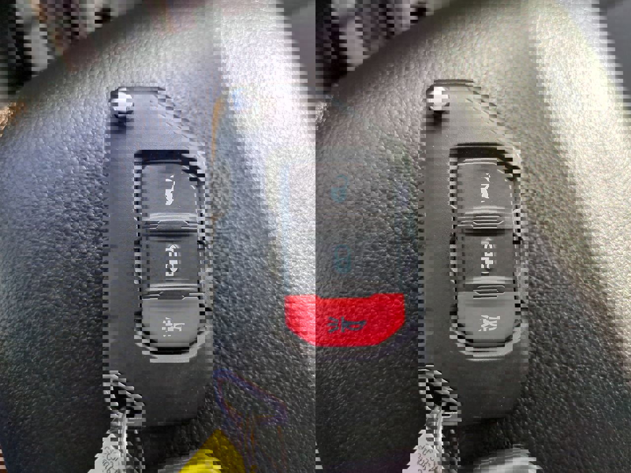 Used 2025 Jeep Wrangler Sport image 27