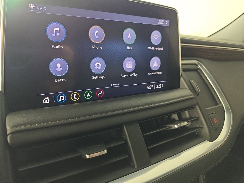 Used 2021 Chevrolet Tahoe High Country w/ Premium Package image 19