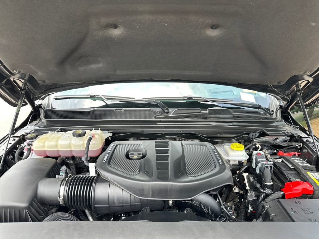 Used 2025 RAM 1500 Tungsten w/ Off Road Group AWD/4WD image 15