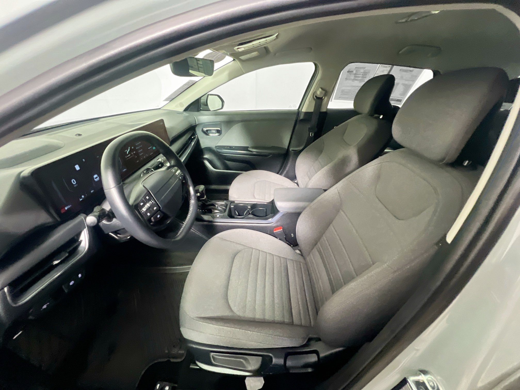 Used 2025 Kia K4 EX FWD image 13