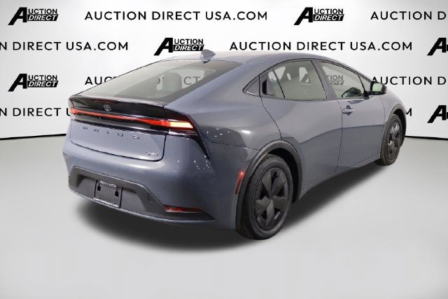 Used 2025 Toyota Prius LE FWD image 49