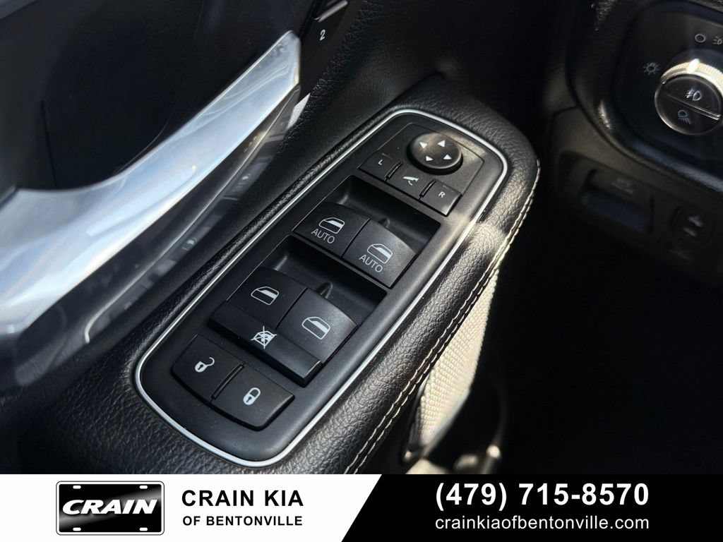 Used 2021 RAM 1500 Laramie w/ Laramie Southwest Edition AWD/4WD image 10