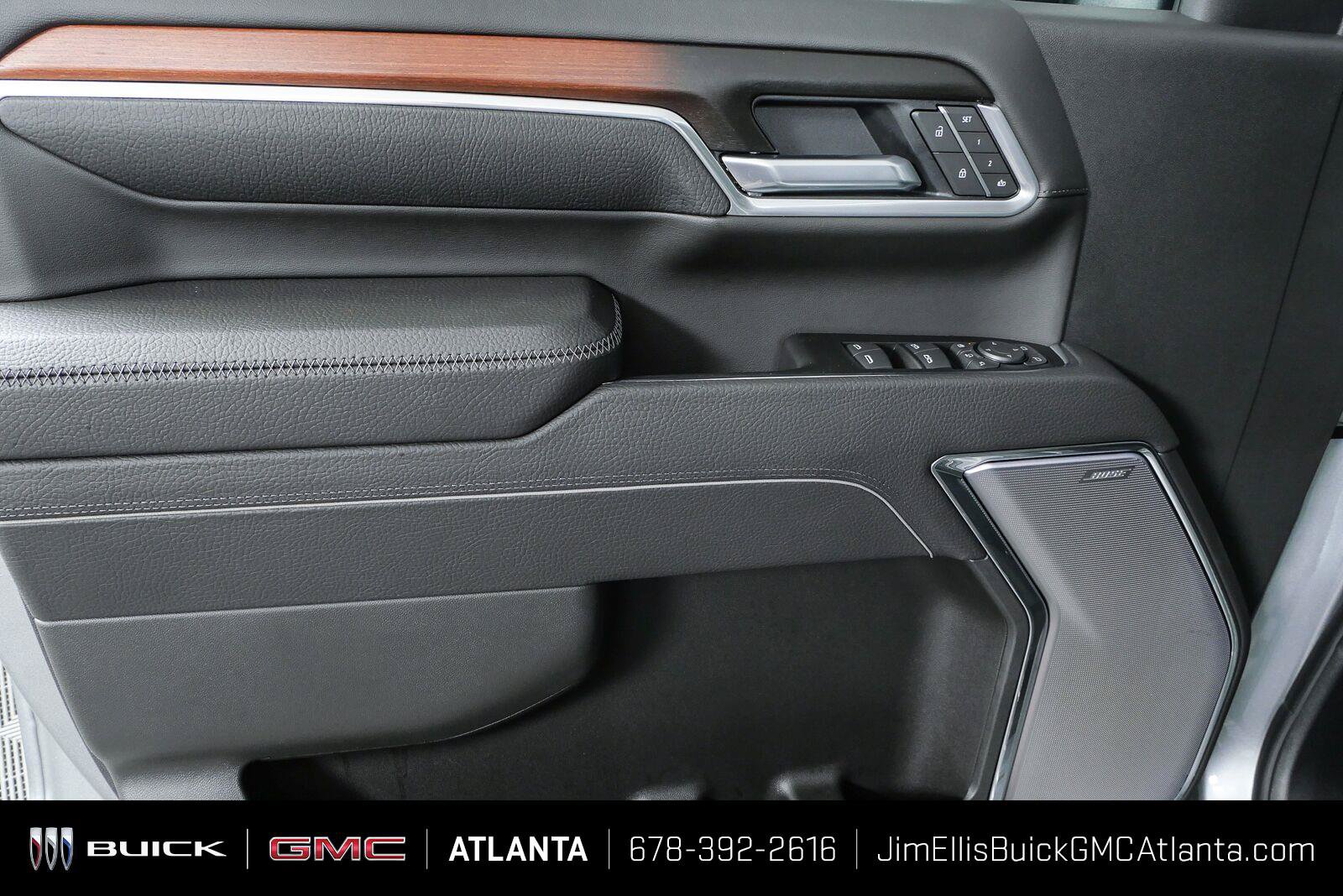 New 2026 GMC Sierra 2500 Denali w/ Denali Reserve Package AWD/4WD image 7
