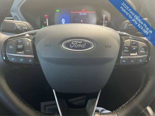 Used 2025 Ford Escape SE image 15