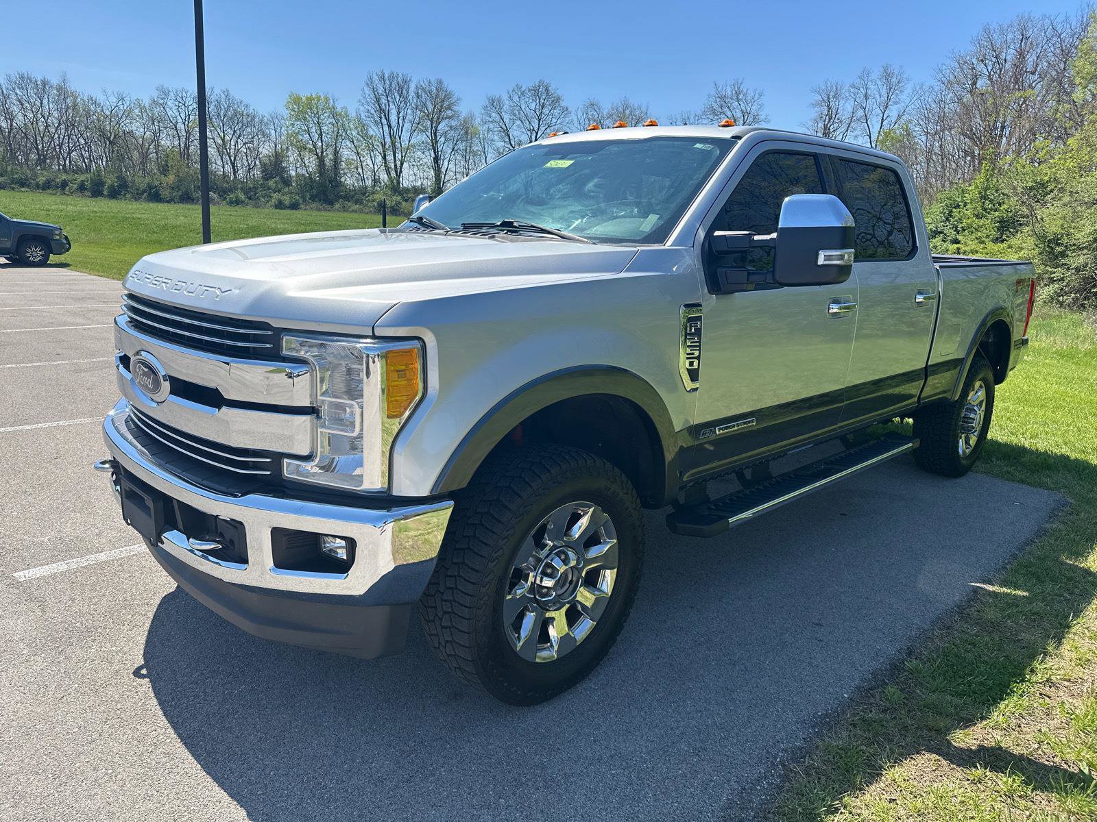 Used 2017 Ford F250 Lariat image 2