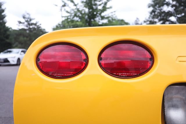 Used 2003 Chevrolet Corvette Convertible w/ Preferred Equipment Group1 RWD image 56
