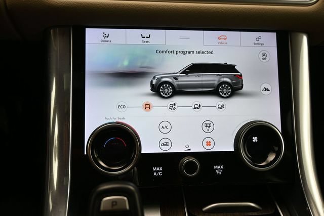 Used 2019 Land Rover Range Rover Sport HSE AWD/4WD image 18