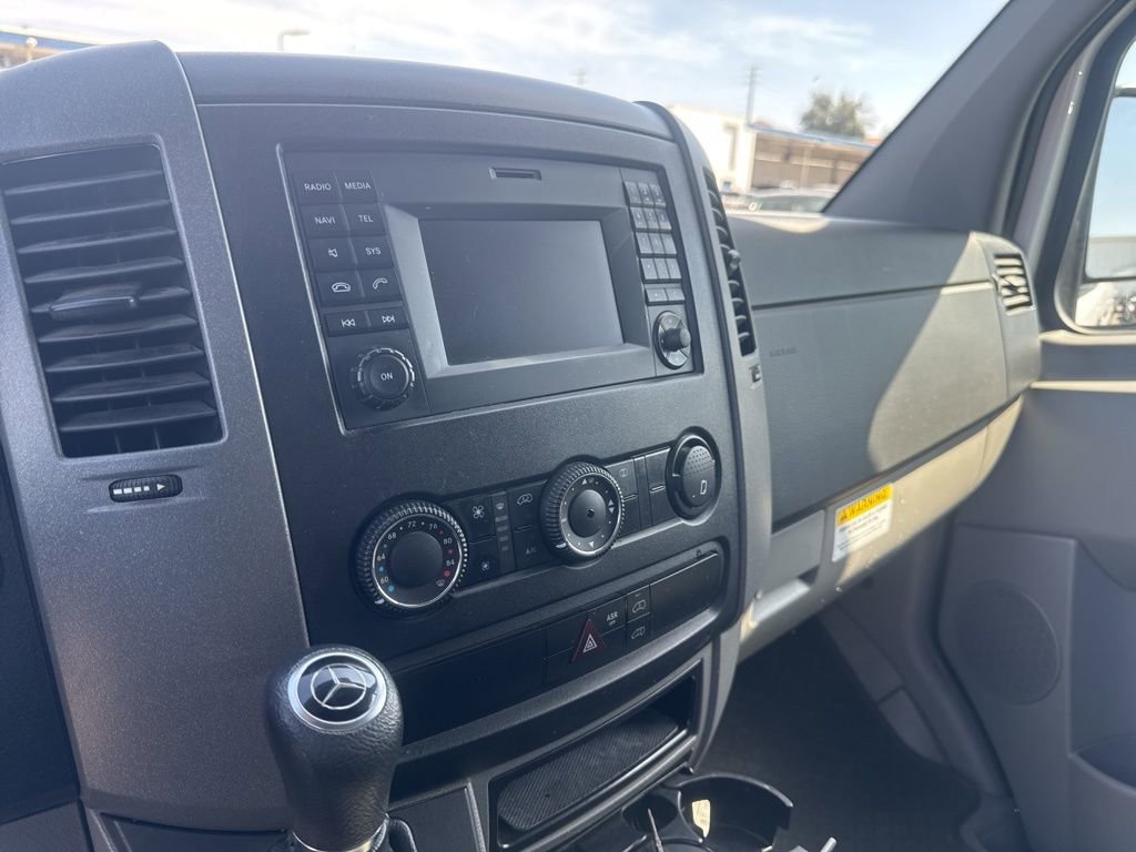 Used 2014 Mercedes-Benz Sprinter 3500 image 8