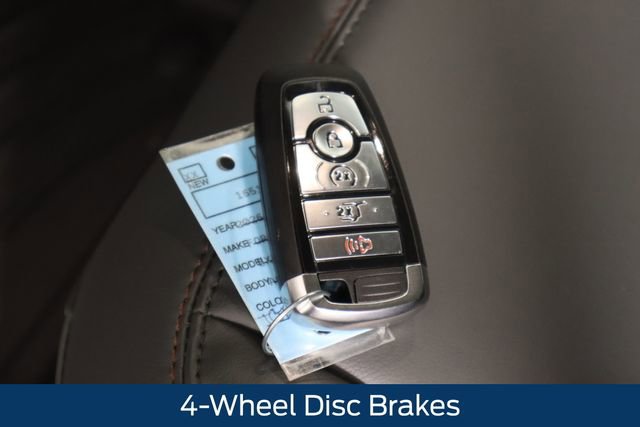 New 2026 Ford Explorer Active w/ Active Comfort Package image 32