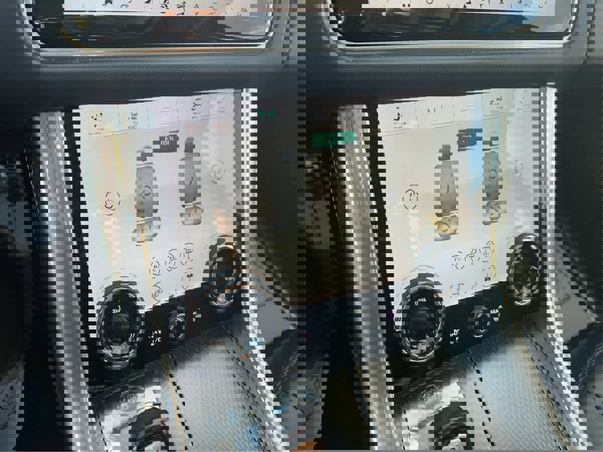 Used 2020 Land Rover Range Rover Sport HSE Dynamic AWD/4WD image 17