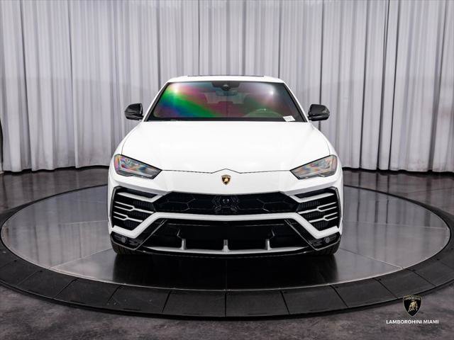 Used 2019 Lamborghini Urus AWD/4WD image 3