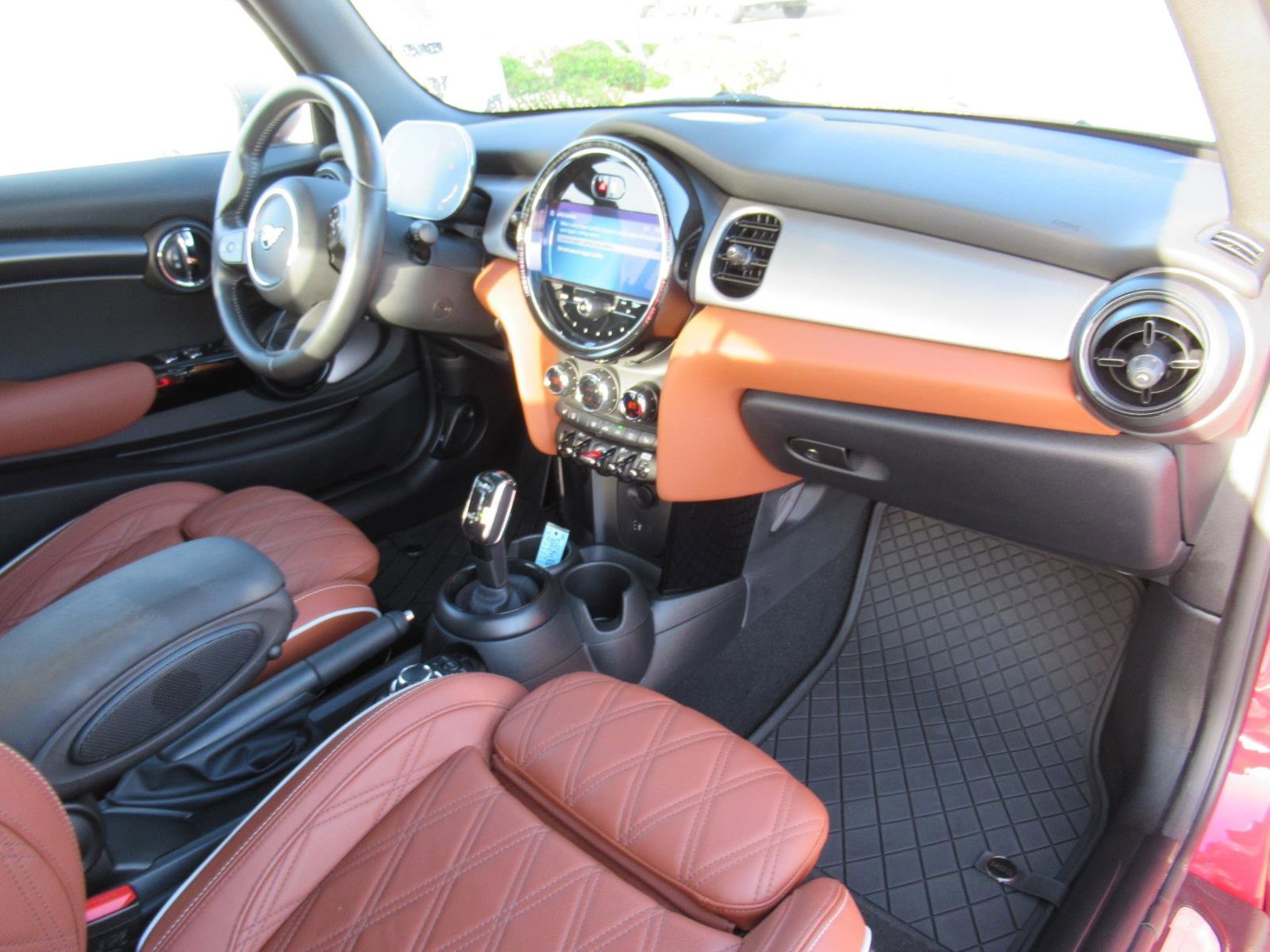 Used 2023 MINI Cooper S w/ Signature Upholstery Package image 12