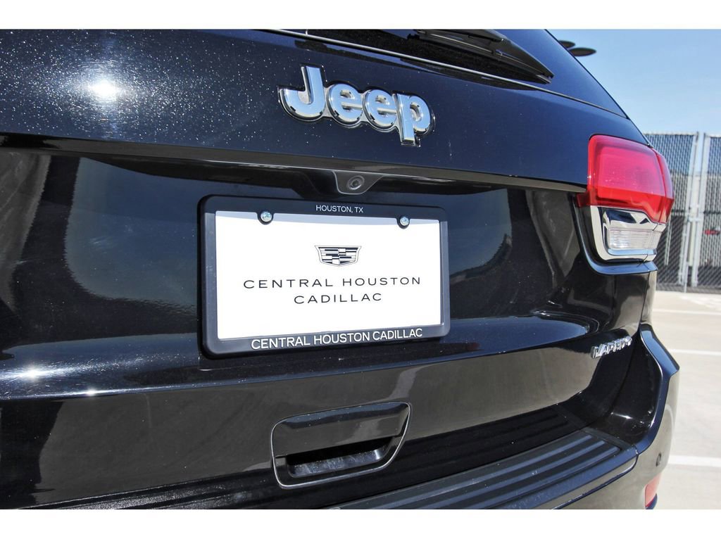 Used 2018 Jeep Grand Cherokee Laredo image 28