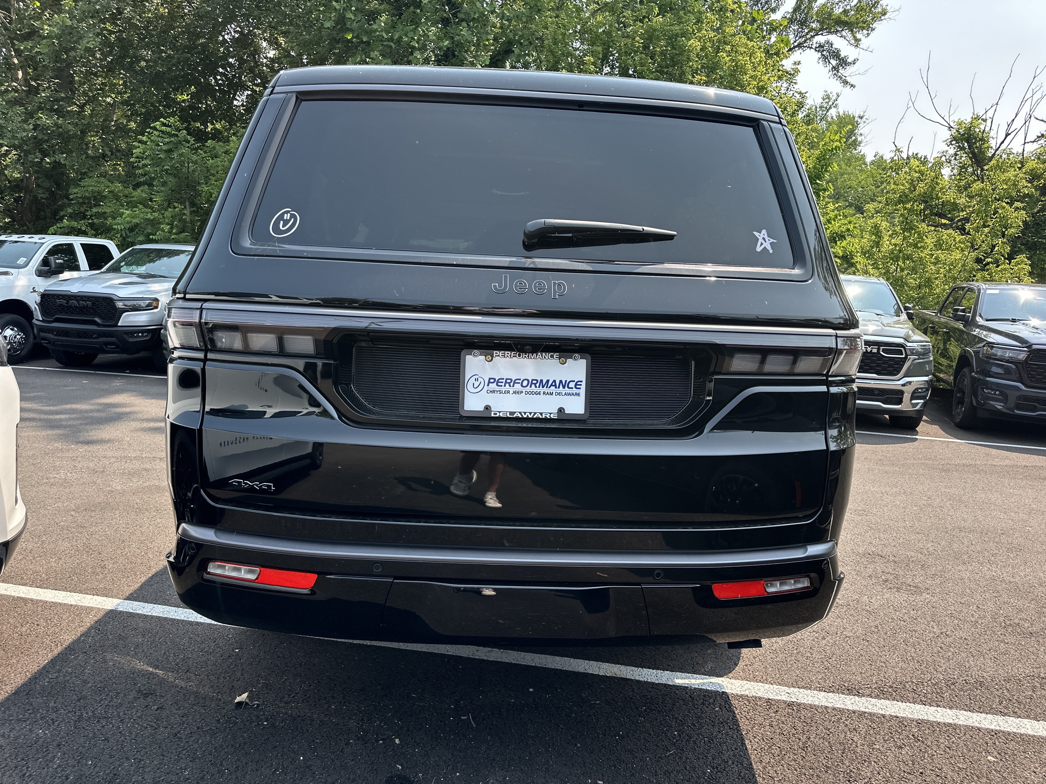 New 2026 Jeep Grand Wagoneer L Limited AWD/4WD image 16