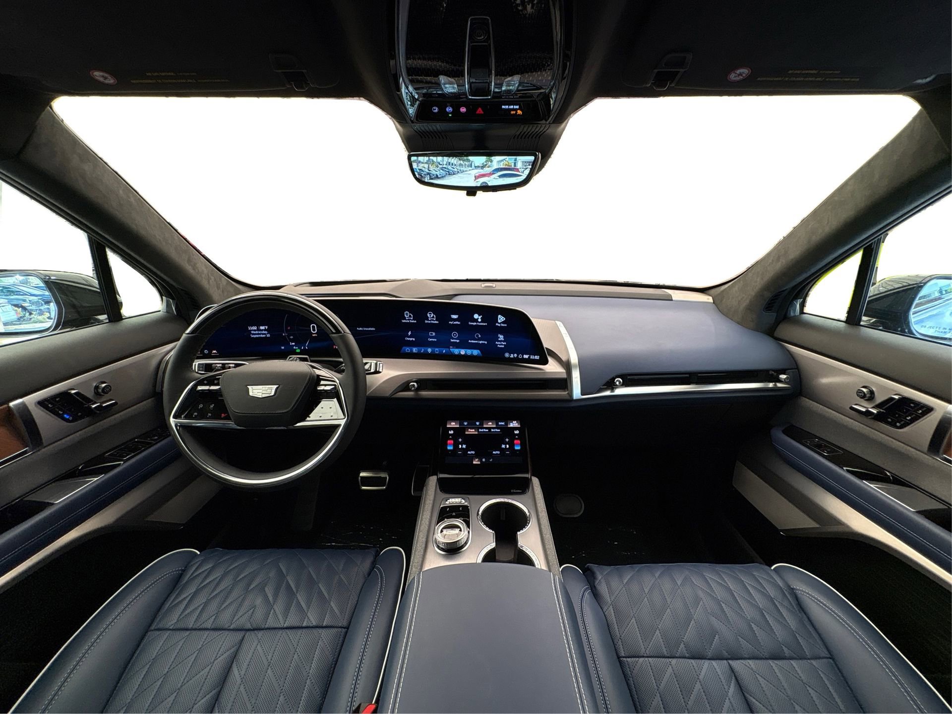 New 2026 Cadillac Vistiq Premium Luxury image 23