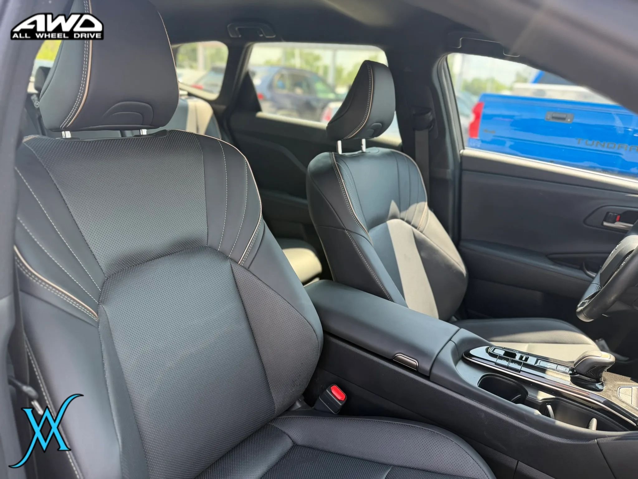 Used 2025 Toyota Crown Signia AWD/4WD image 24