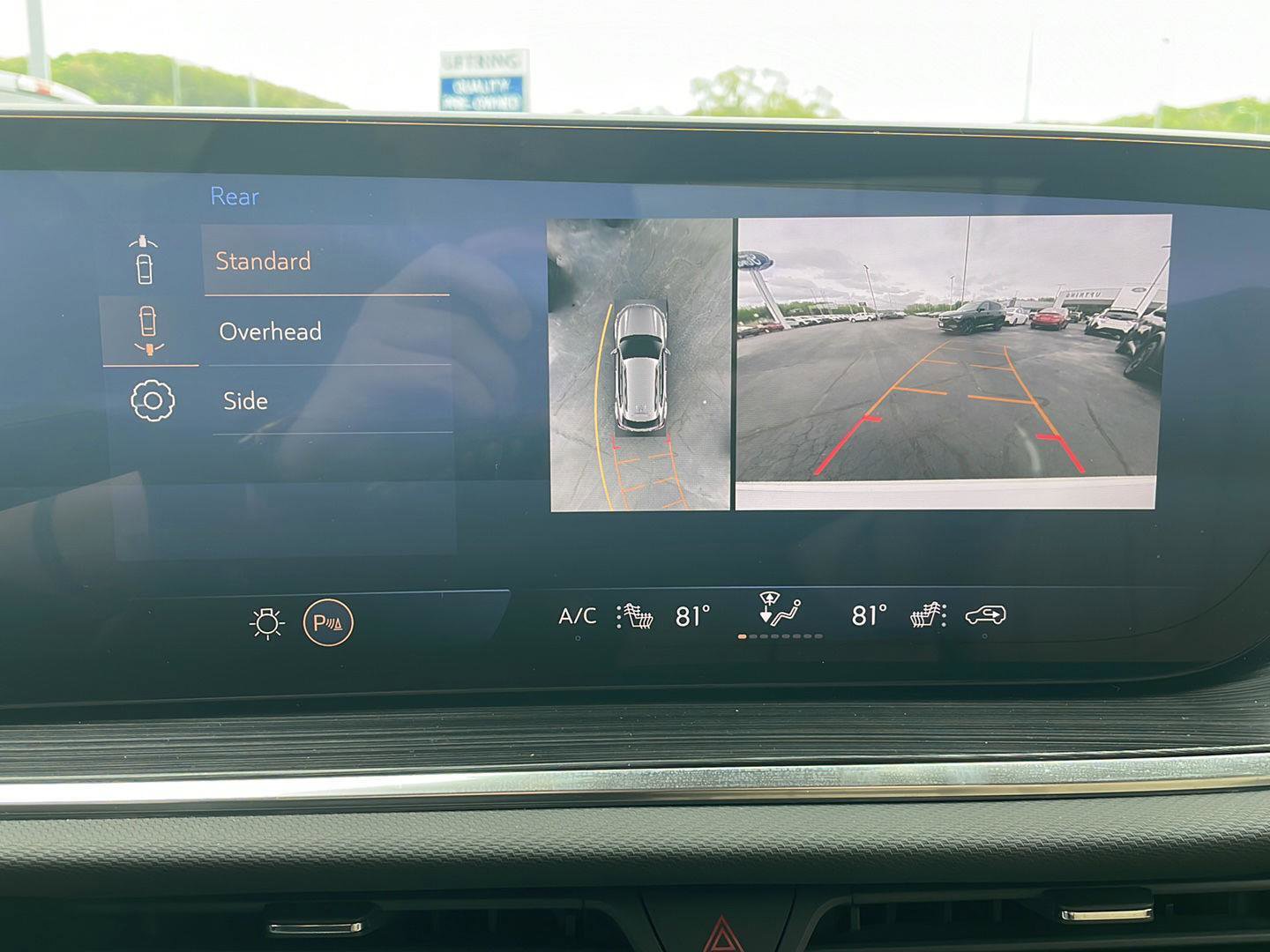 Used 2025 Buick Envision Preferred AWD/4WD image 33