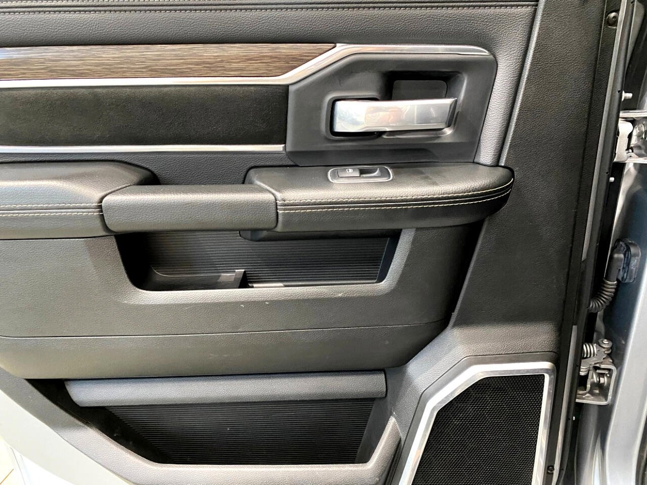 Used 2021 RAM 2500 Laramie image 27