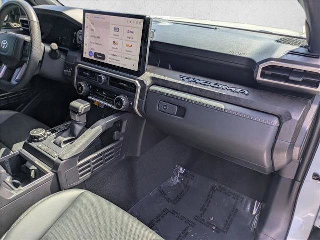 Used 2024 Toyota Tacoma Limited w/ Limited Package (LT) image 21