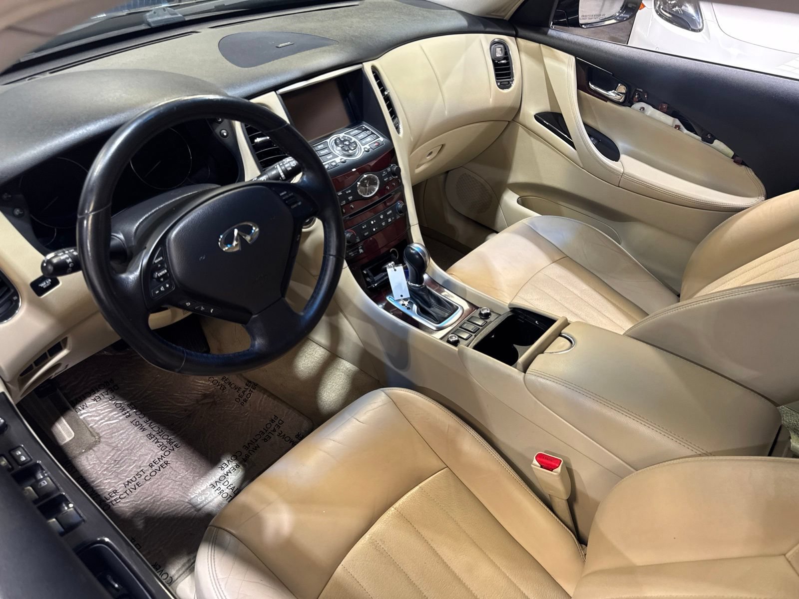 Used 2017 INFINITI QX50 AWD w/ Premium Plus Package image 17