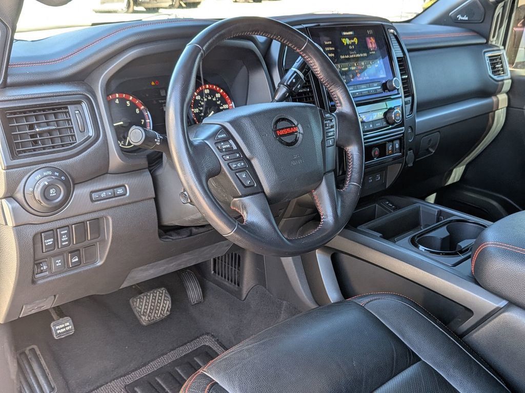 Used 2021 Nissan Titan PRO-4X w/ Pro-4x Convenience Package image 30