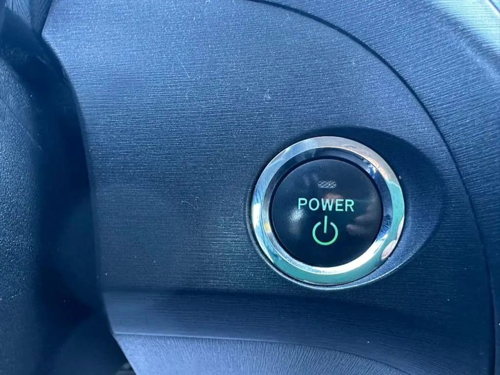 Used 2010 Toyota Prius Five image 27