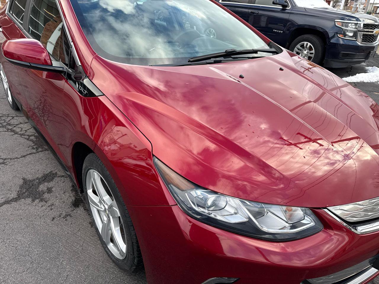 Used 2018 Chevrolet Volt LT FWD image 12