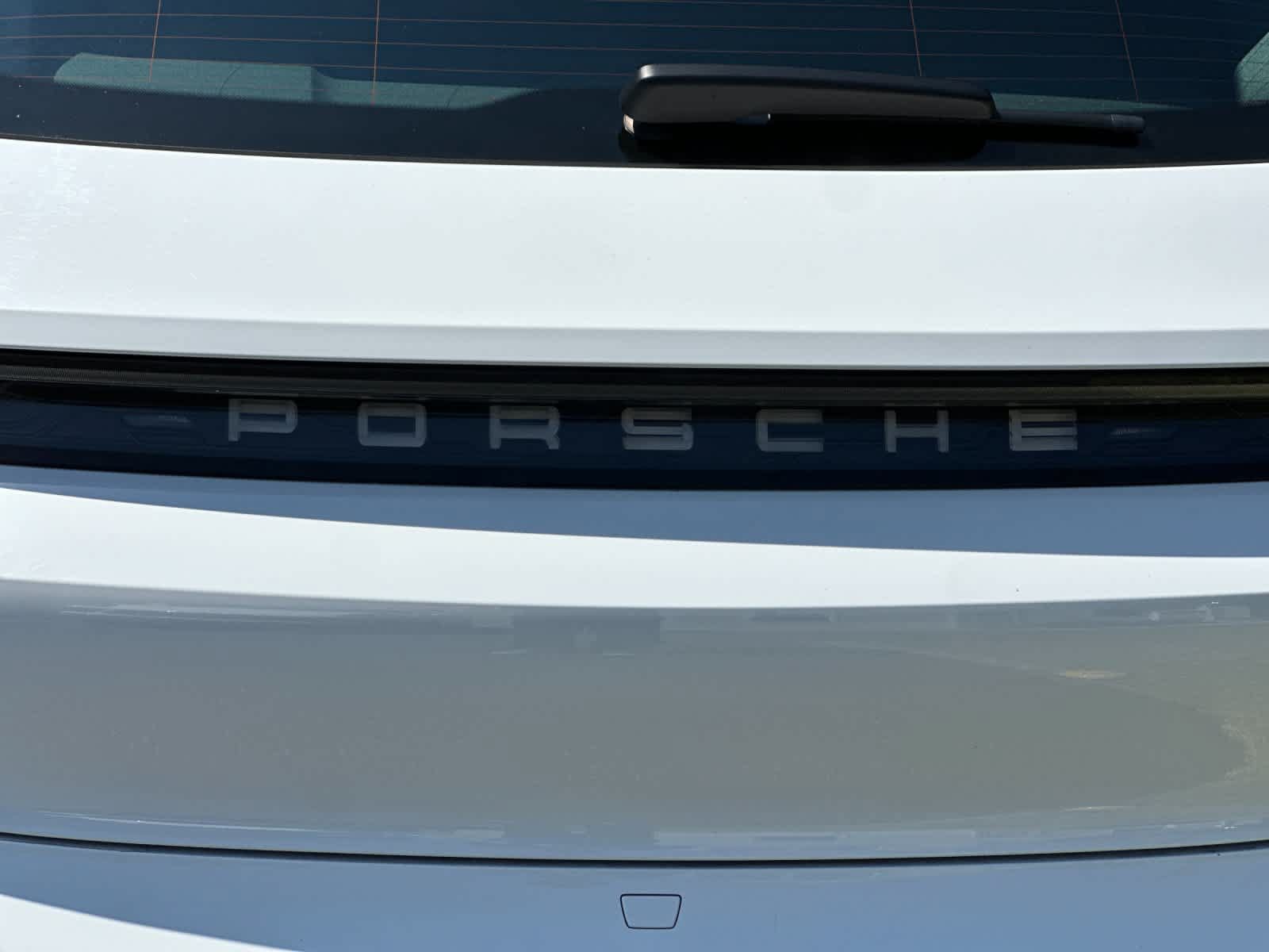 Certified 2024 Porsche Taycan 4 Cross Turismo AWD/4WD image 32