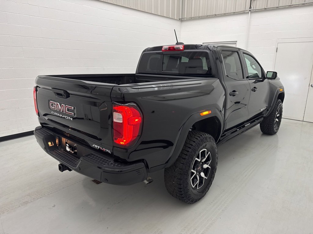 New 2025 GMC Canyon AT4 w/ AT4X Package image 7