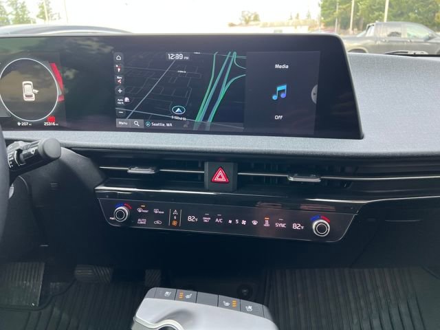 Used 2023 Kia EV6 Wind w/ Wind Technology Package image 23