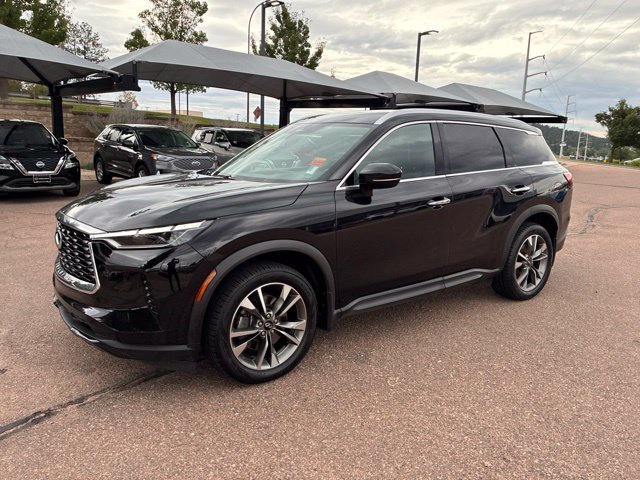 Used 2023 INFINITI QX60 Luxe w/ Cargo Package AWD/4WD image 3