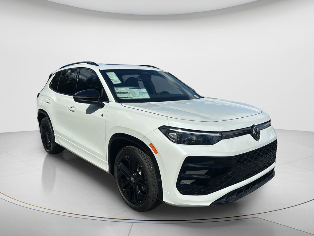 New 2026 Volkswagen Tiguan SE R-Line image 7