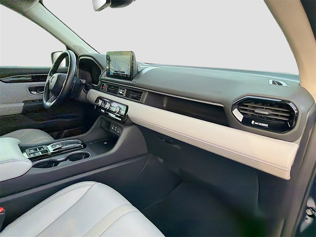 Used 2024 Honda Pilot Touring image 32