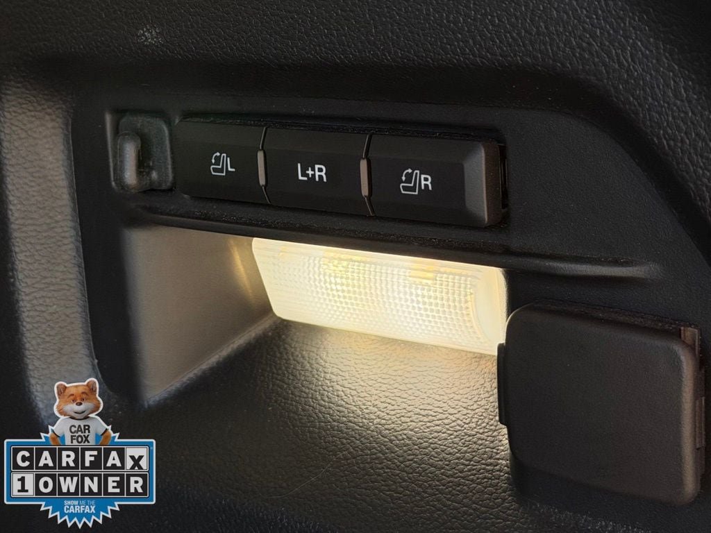 Used 2022 Ford Explorer Limited w/ Limited Technology Package AWD/4WD image 28