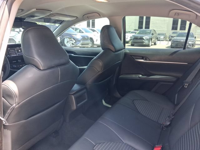 Used 2024 Toyota Camry SE FWD image 5