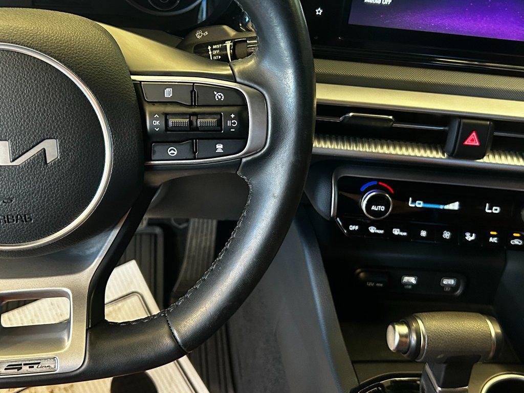 Used 2024 Kia K5 GT-Line w/ GT-Line Premium Package image 11