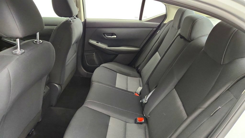 Used 2020 Nissan Sentra SV FWD image 20