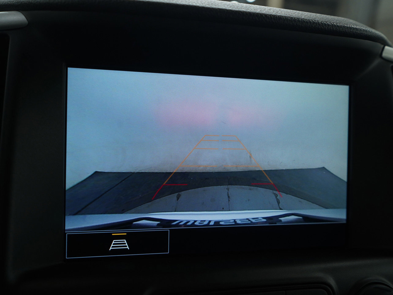 Used 2024 GMC Terrain SLT image 29