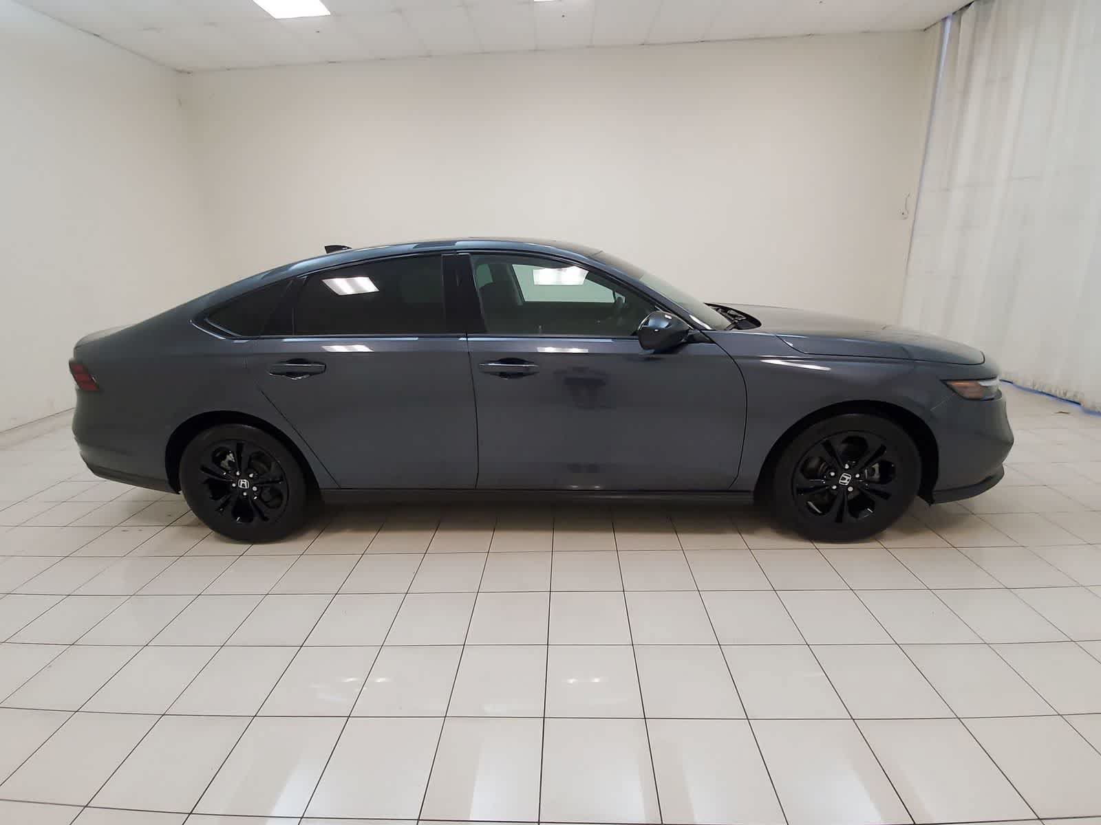 Used 2025 Honda Accord SE image 26