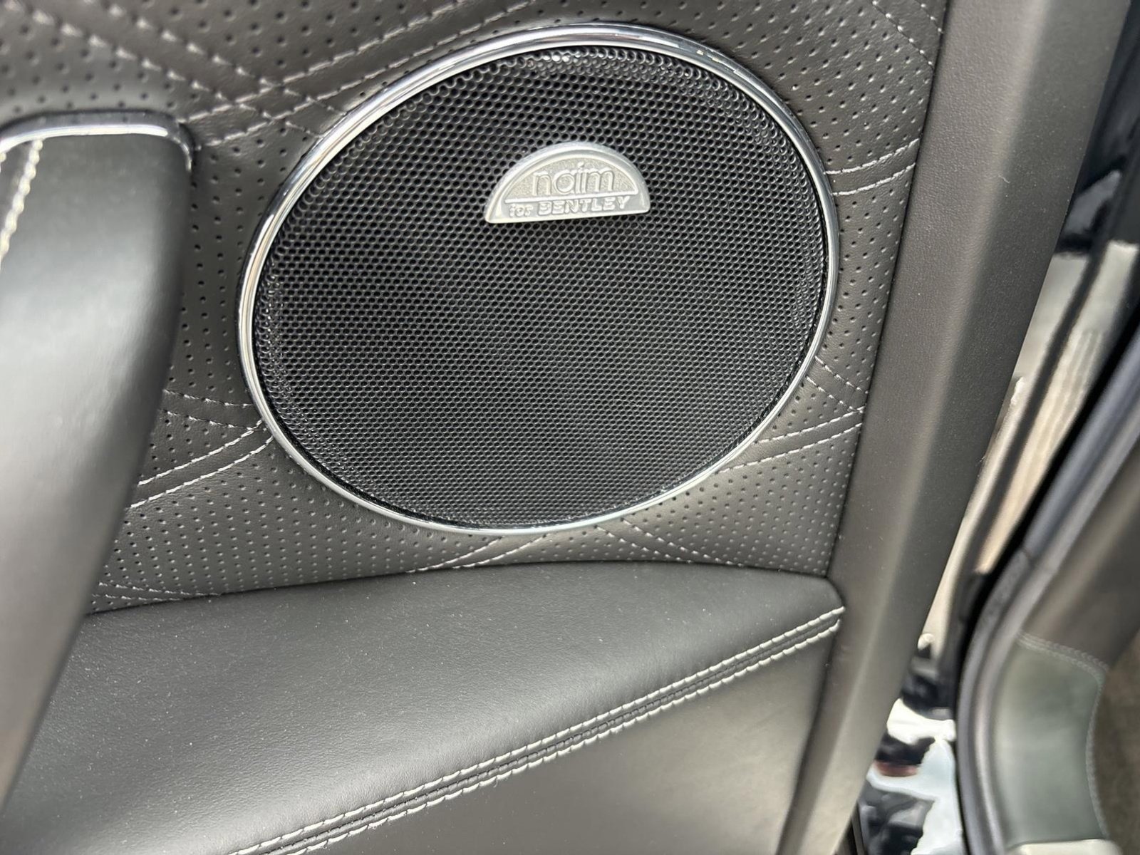 Used 2014 Bentley Flying Spur W12 image 9