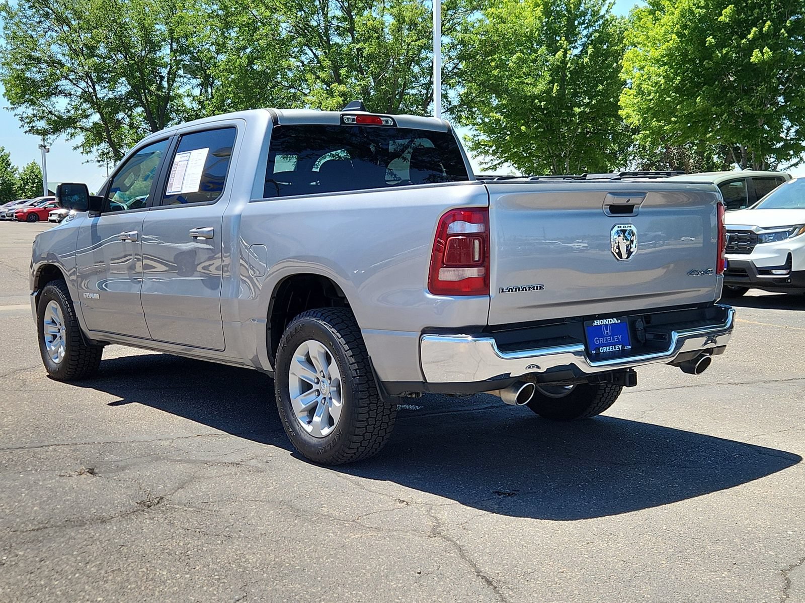 Used 2023 RAM 1500 Laramie AWD/4WD image 3