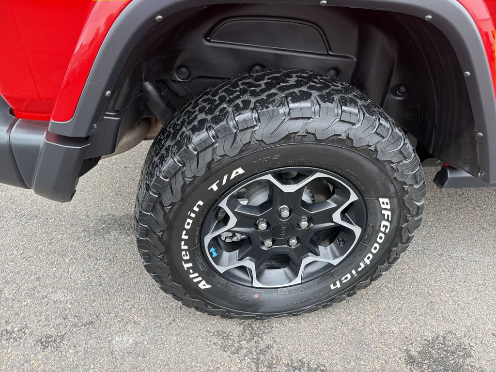 Used 2023 Jeep Wrangler Unlimited Rubicon 4xe w/ Cold Weather Group AWD/4WD image 33