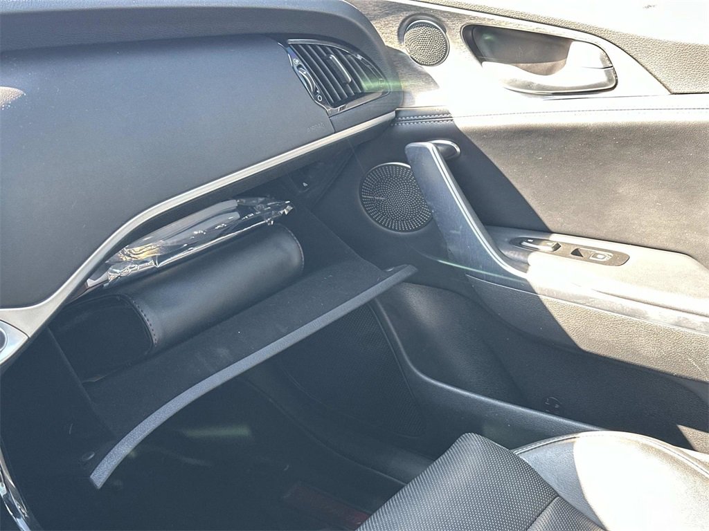 Used 2021 Kia Stinger GT2 image 36