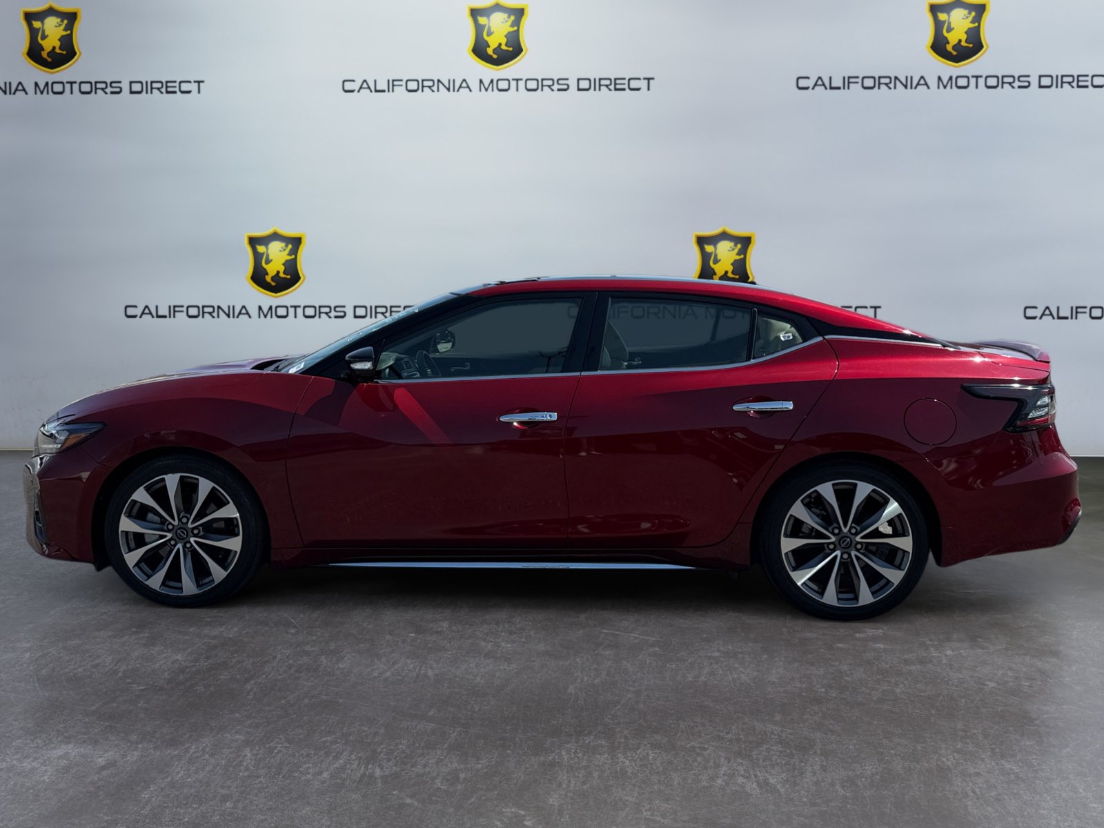 Used 2023 Nissan Maxima Platinum w/ Sport Mat Group FWD image 2