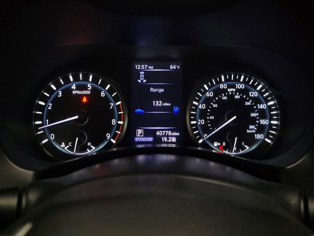 Used 2020 INFINITI Q50 Luxe w/ Essential Package (3.0T Luxe) image 23