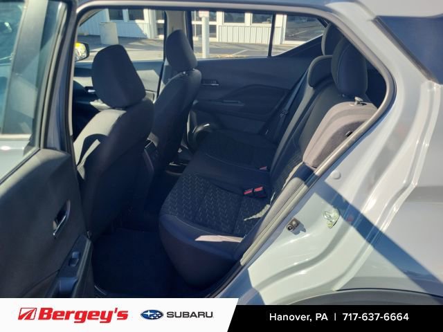 Used 2021 Nissan Kicks SV image 9