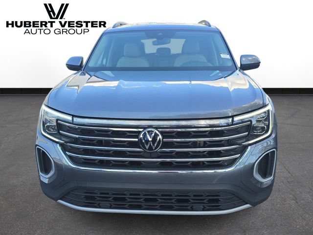 Used 2024 Volkswagen Atlas SE FWD image 3