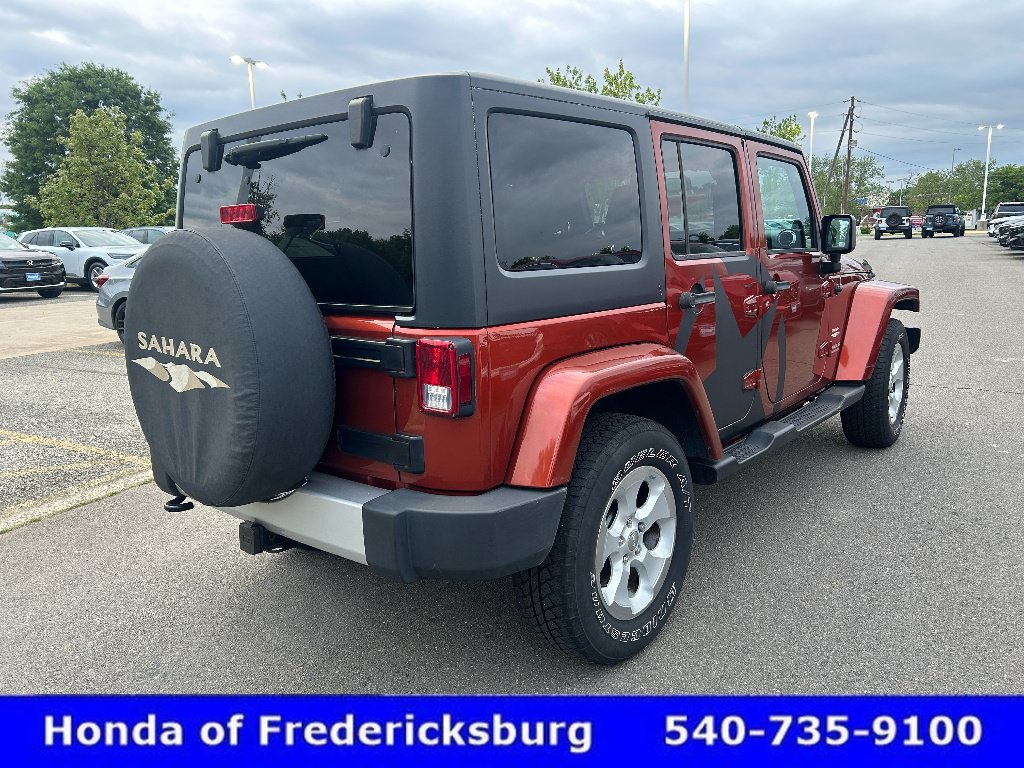 Used 2014 Jeep Wrangler Unlimited Sahara w/ Connectivity Group AWD/4WD image 6