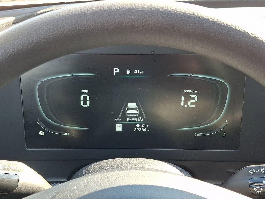 Used 2023 Kia Sportage LX image 19