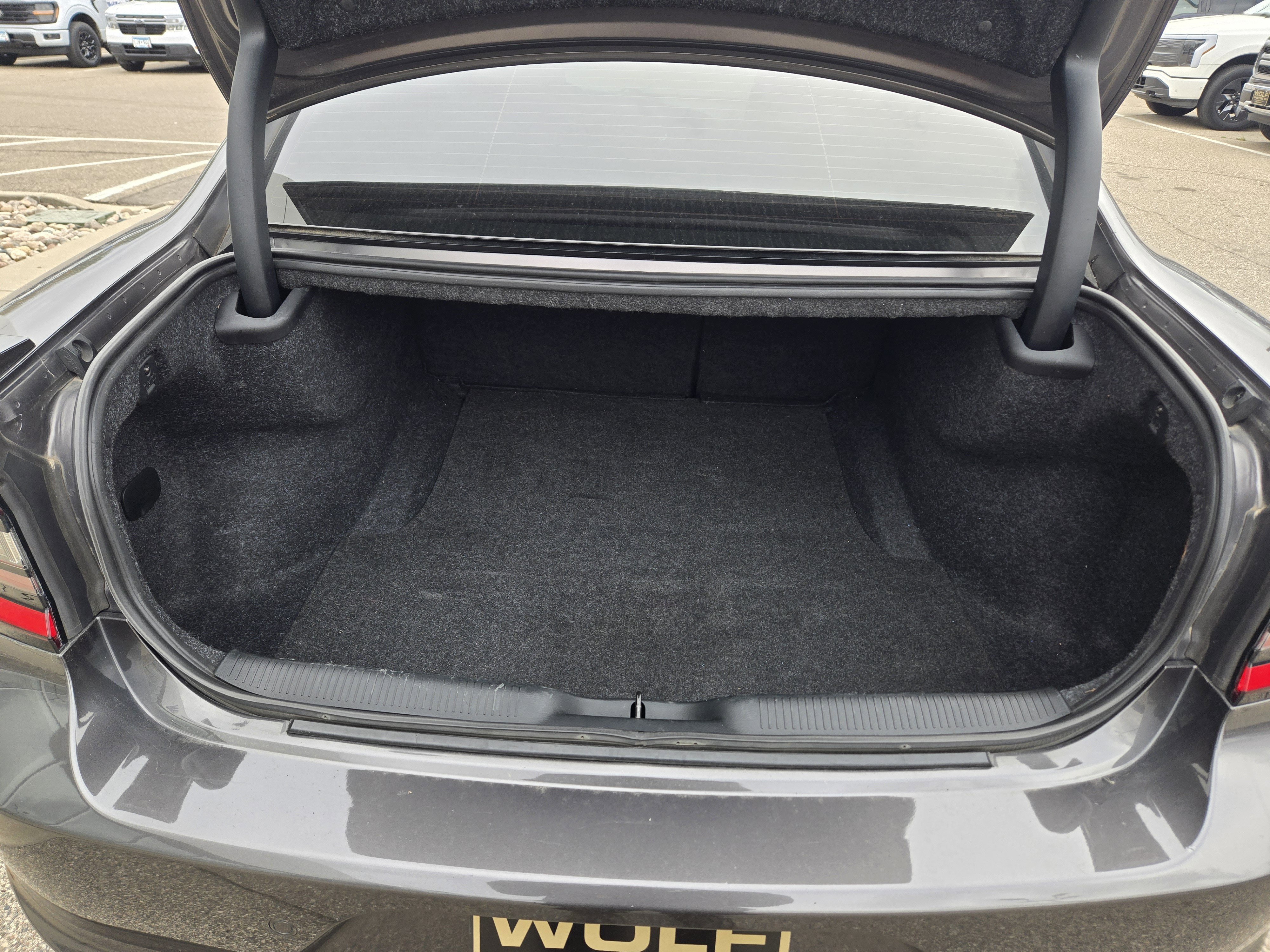 Used 2018 Dodge Charger R/T image 13